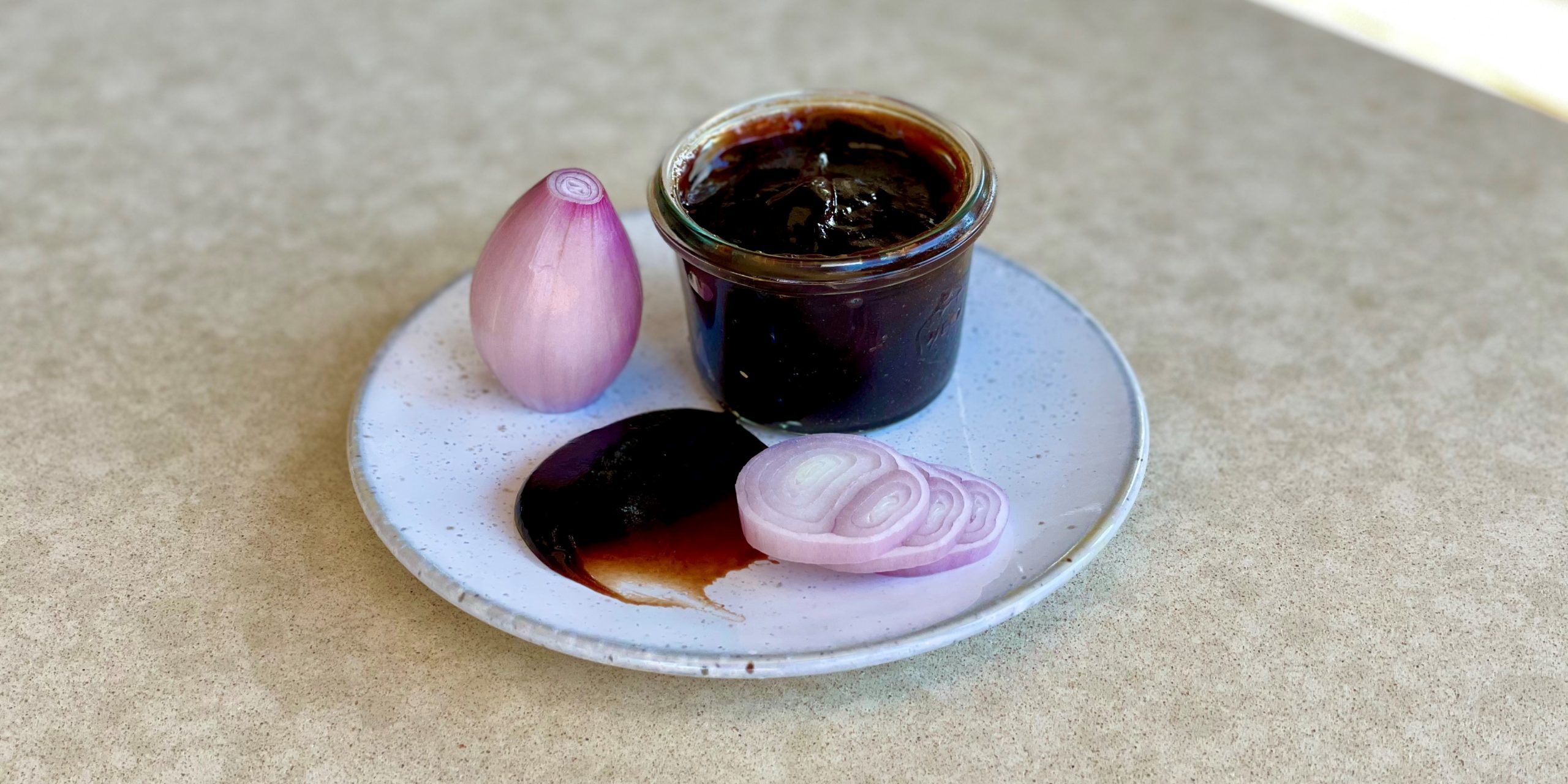 Shallot & red wine sauce recipe