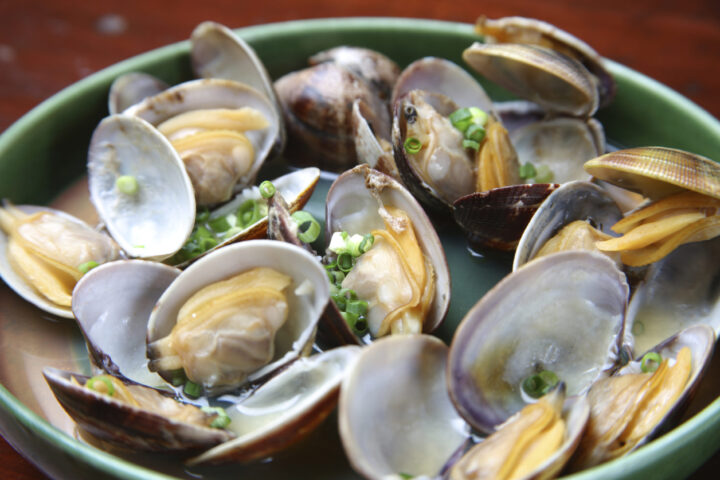 ClamsInWhiteWine&Safron